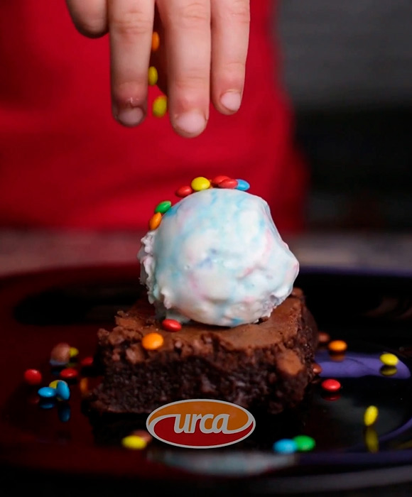 Receitas que inspiram: Brownie com Sorvete Tie Dye